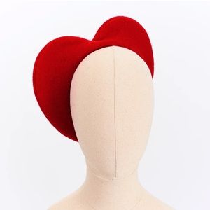 Adele Mildred Lulu Beret in LE Pink